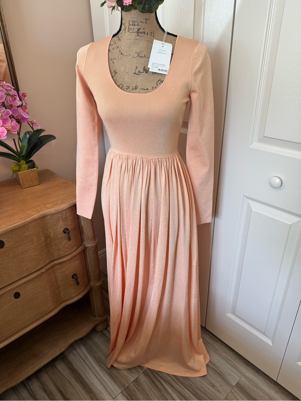 NWT Zimmerman Peach Metallic Long Sleeve Maxi Dress. Size 1 (One)